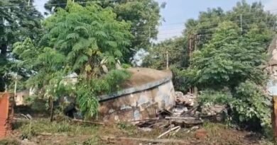 অন্ডালে ভেঙে পড়লো   ৭০ দশকের পুরানো জলট্যাঙ্ক, আহত ইসিএলের দুই মহিলা কর্মী