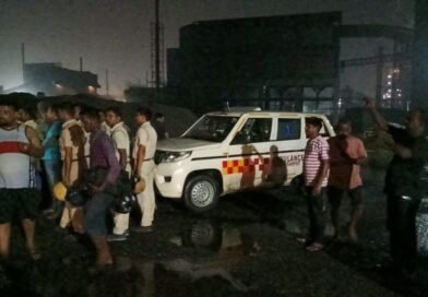 জামুড়িয়ায় শিল্প তালুকে বেসরকারি কারখানায় বয়লার বিস্ফোরণ, আহত একাধিক, নিখোঁজ ১০-এর বেশি