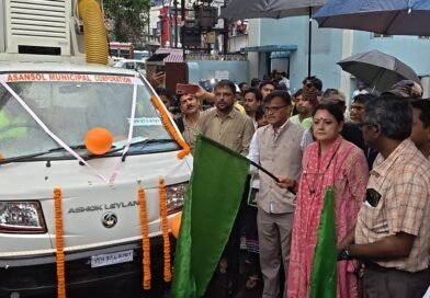 সাকশন মেশিনে আসানসোল শহর পরিষ্কারের উদ্যোগ পুরনিগমের  জল চুরিতে এফআইআরের হুঁশিয়ারি মন্ত্রী অগ্নিমিত্রা পালের