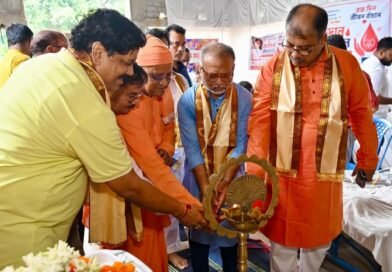 आसनसोल में ओल्ड स्टेशन कल्चरल क्लब की काली पूजा की तैयारियां शुरू, खूंटी पूजा के साथ हुआ पंडाल निर्माण का शुभारंभआसनसोल