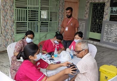আসানসোলের মহিশীলা বটতলা বাজারে আবিষ্কার মহিলা ও শিশু হাসপাতাল উদ্যোগ বিনামূল্যে স্বাস্থ্য পরীক্ষা শিবির