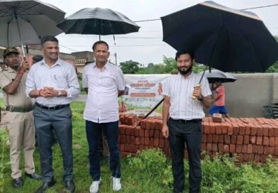 ” সবুজ স্বাধীনতা” গড়ার ডাক  রূপনারায়ণপুরে বৃক্ষরোপণ অভিযানে পশ্চিম বর্ধমানের জেলাশাসক, লক্ষ্য ৪০ হাজার চারা লাগানো ও সংরক্ষণ
