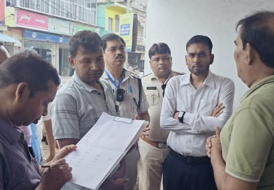 रूपनारायणपुर और चित्तरंजन बाजार में एसडीओ के नेतृत्व में प्रशासन की कार्रवाई, सामानों की कीमतों को नियंत्रित करने की कड़ी चेतावनी