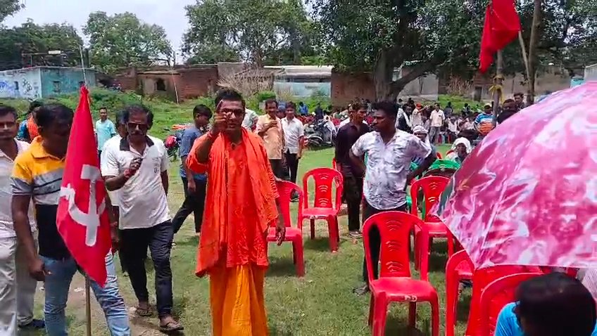 जामुड़िया में माकपा के रक्तदान शिविर में राजनीतिक सभा का विरोध किया भाजपा कार्यकर्ताओं ने, तनाव, नोंक-झोंक