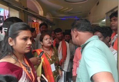 Asansol BJP के कार्यक्रम में कथित कोल माफिया ! निकाला