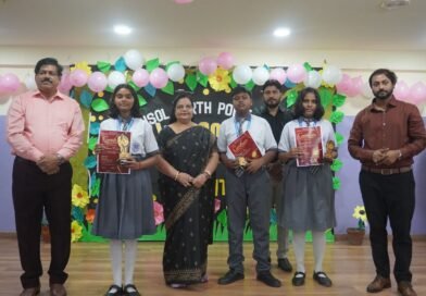 Asansol नॉर्थ पॉइंट स्कूल में मेधावी विद्यार्थियों का भव्य सम्मान समारोह