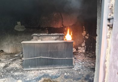 ईसीएल के ट्रांसफॉर्मर में लगी आग, आसनसोल नगर निगम के एक वार्ड का बड़ा इलाका बिजलीविहीन