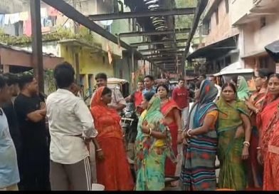 পানীয়জল দাবিতে কুলটিতে মহিলাদের রাস্তা অবরোধ, বিক্ষোভ