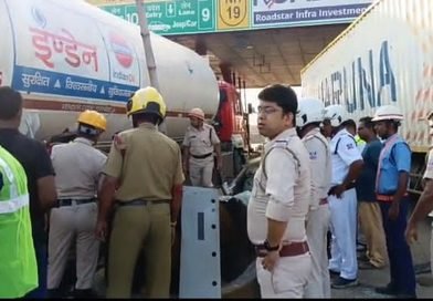 दुर्गापुर में 19 नंबर राष्ट्रीय राजमार्ग के टोल प्लाजा पर सड़क दुर्घटना, मचा हड़कंप