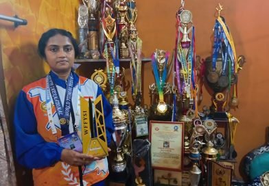 থাইল্যান্ডে অনুষ্ঠিত আন্তর্জাতিক যোগাসন প্রতিযোগিতায় চমক  স্বর্ণপদক বার্নপুরের গৃহবধূর