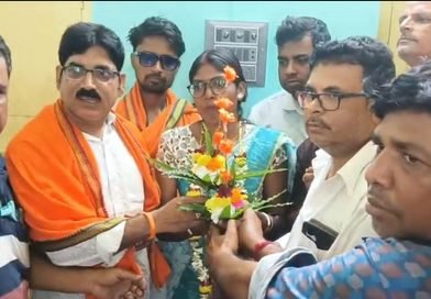 सर्वसम्मति से चुनी गई जामुड़िया पंचायत की नई प्रधान, भाजपा कार्यकर्ताओं ने किया सम्मानित