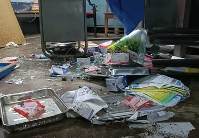 রোগীর মৃত্যুতে চিকিৎসায় গাফিলতির অভিযোগে মানকর গ্রামীণ হাসপাতালে তাণ্ডব, নার্স-স্বাস্থ্যকর্মীদের মারধর, নিরাপত্তার দাবিতে কর্মবিরতি