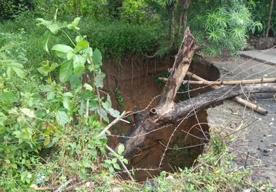 लगातार बारिश से पूरा औद्योगिक क्षेत्र बेहाल, जामुड़िया में फिर हुआ भू-धंसान, इलाके में दहशत