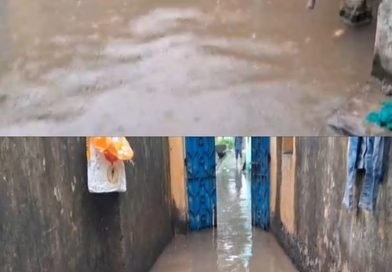लगातार बारिश से दुर्गापुर का विस्तृत इलाका जलमग्न  स्थायी समाधान की मांग को लेकर स्थानीय लोगों में नाराजगी