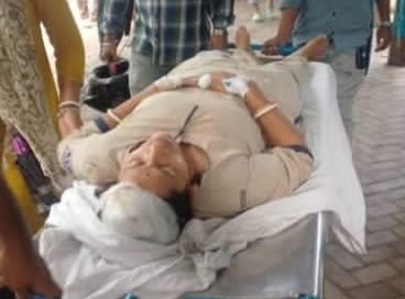 আসানসোলে নিয়ন্ত্রণ হারিয়ে উল্টালো টোটো  আহত দুই মহিলা পুলিশ কর্মী