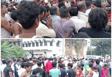 Accident : কাজে যাওয়ার পথেই মিনিবাসের ধাক্কা, জামুড়িয়ায় শ্রমিকের মৃত্যু, অবরোধ