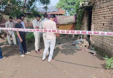 Andal News : गृहवधू की गला कटी लाश बरामद, पति फरार