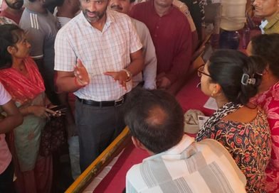 सेवा सेतु के अंतिम दिन कुल्टी के शिविर में जिलाधिकारी, अन्नपूर्णा योजना की शिकायतों की जांच का आश्वासन