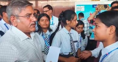 Asansol Rail Jan Samvad 2026: डीआरएम ने यात्रियों से की बात, मांगे सुझाव Asansol Rail Jan Samvad 2026: डीआरएम ने यात्रियों से की बात, मांगे सुझाव